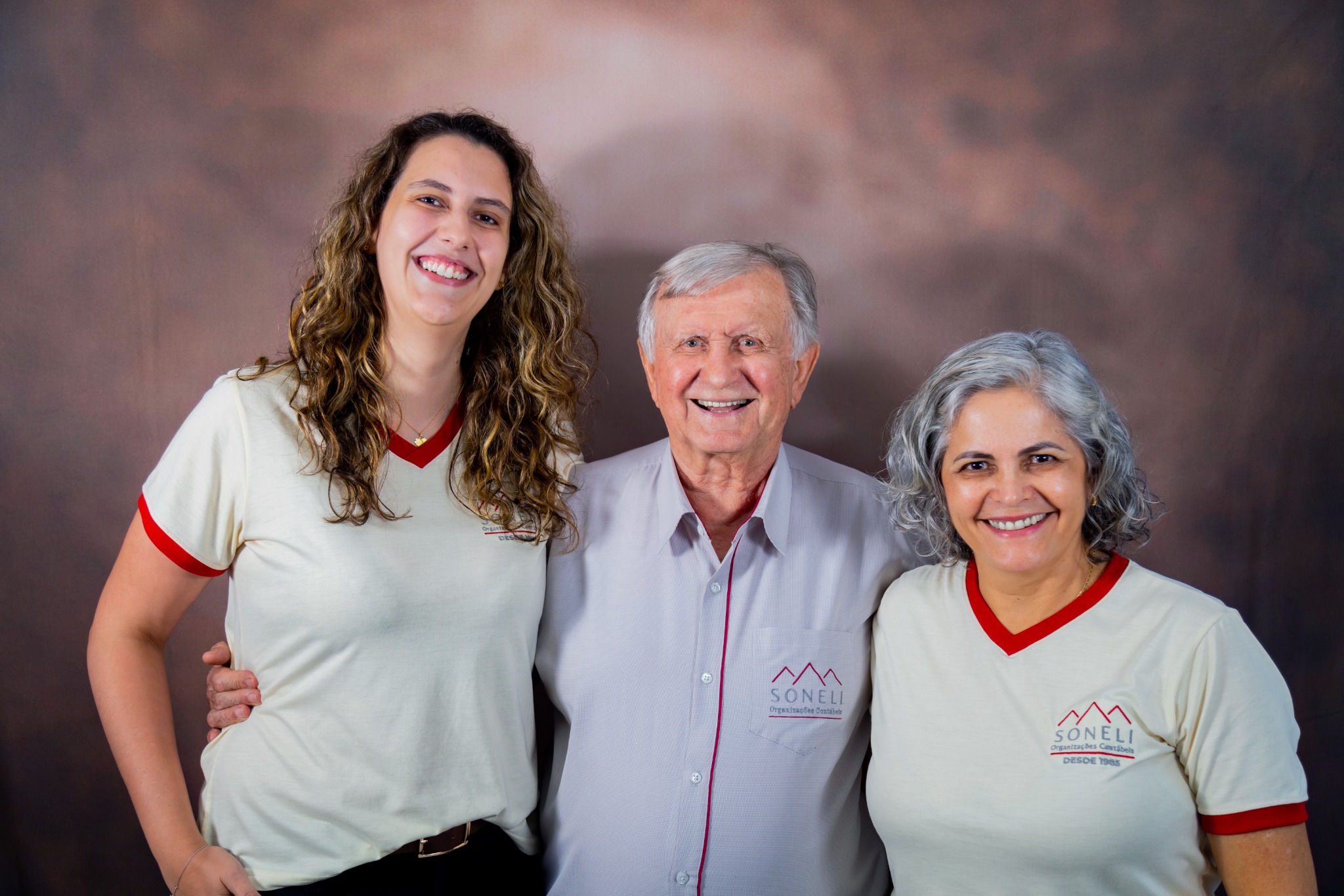 Petra, Iracil e Enilda, continuidade da história do Soneli